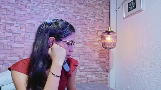 nextdoor fantasy1 online show from March 31, 8:22 pm