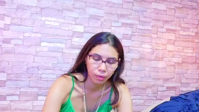 nextdoor fantasy1 online show from May 29, 3:34 am