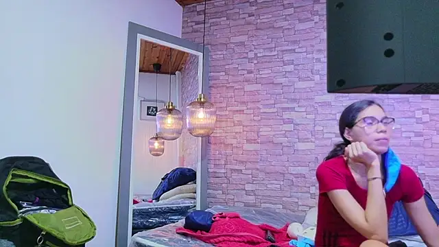 nextdoor fantasy1 online show from April 15, 4:07 am