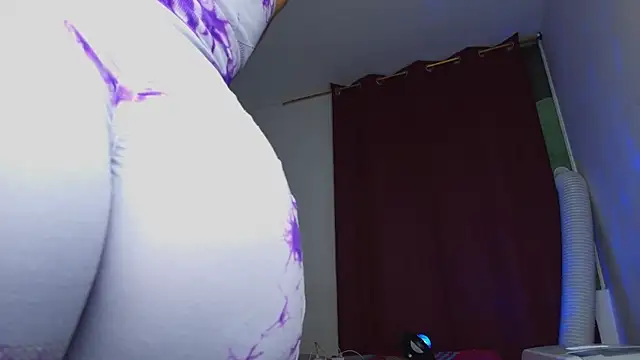 im mishellbigass online show from January 15, 7:01 am