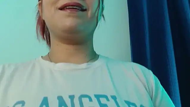 cata  gutierrez  online show from October 29, 2:32 am