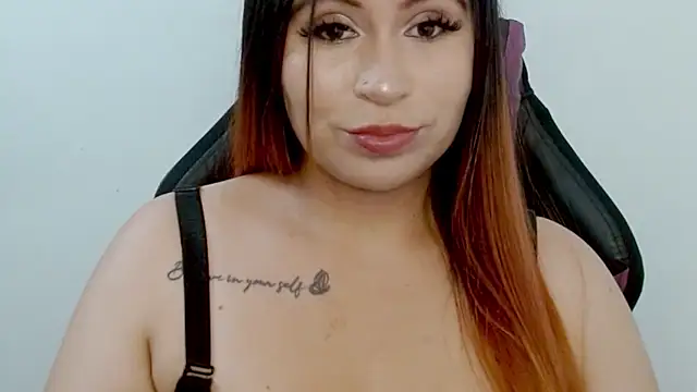 Snapshot of cata__gutierrez_ chatting on July 19, 3:04 am cata gutierrez online show from July 19, 3:04 am