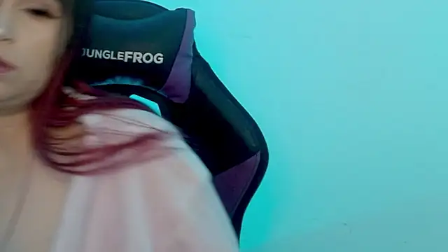 cata  gutierrez  online show from March 24, 5:07 am