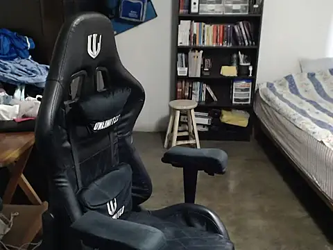 thealfawolf01 online show from February 11, 6:19 pm