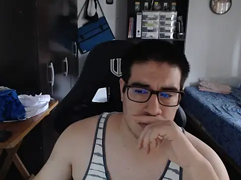 thealfawolf01 online show from March 4, 4:15 pm