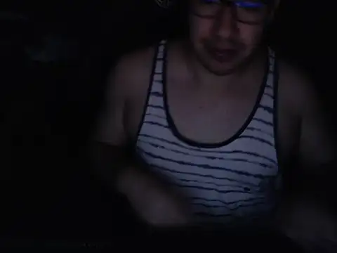 Snapshot of thealfawolf01 chatting on May 14, 2:19 am thealfawolf01 online show from May 14, 2:19 am