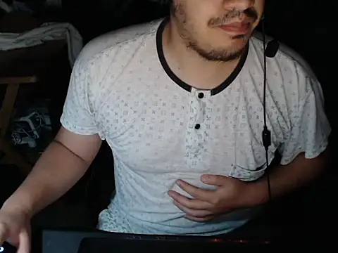 thealfawolf01 online show from October 28, 12:37 pm