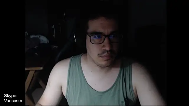 thealfawolf01 online show from January 29, 4:15 am