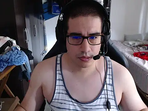 thealfawolf01 online show from February 7, 7:55 pm