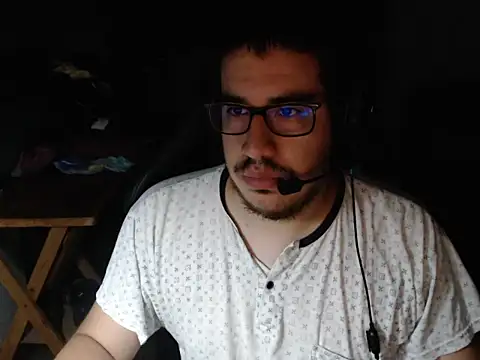 thealfawolf01 online show from January 14, 2:50 am