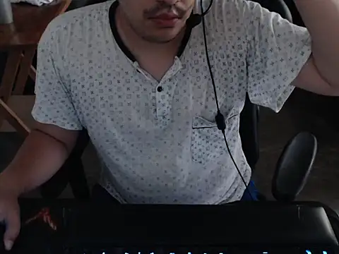 thealfawolf01 online show from January 26, 8:34 pm