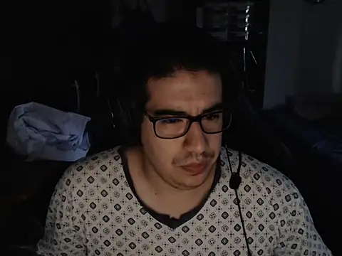 thealfawolf01 online show from March 3, 11:50 am