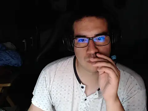 thealfawolf01 online show from November 26, 5:18 am