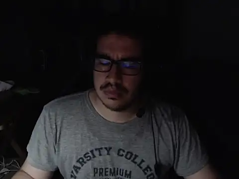 thealfawolf01 online show from January 15, 12:14 am