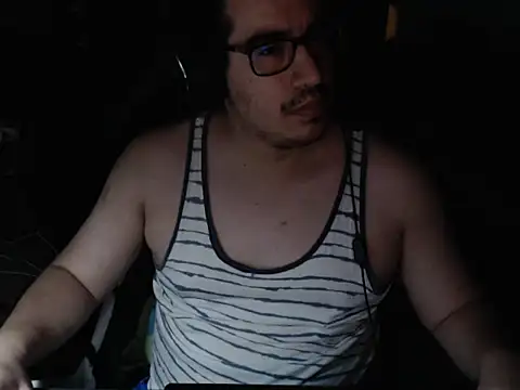 Snapshot of thealfawolf01 chatting on June 20, 12:37 am thealfawolf01 online show from June 20, 12:37 am