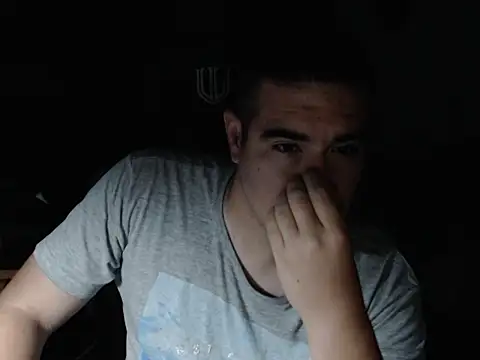 thealfawolf01 online show from November 21, 2:32 am