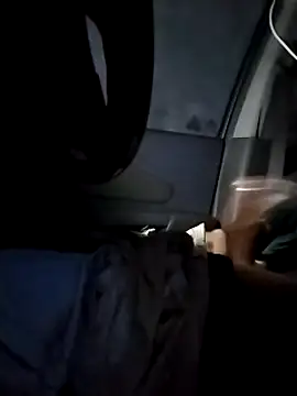 Snapshot of FullyxLoaded chatting on January 8, 8:39 pm FullyxLoaded online show from January 8, 8:39 pm