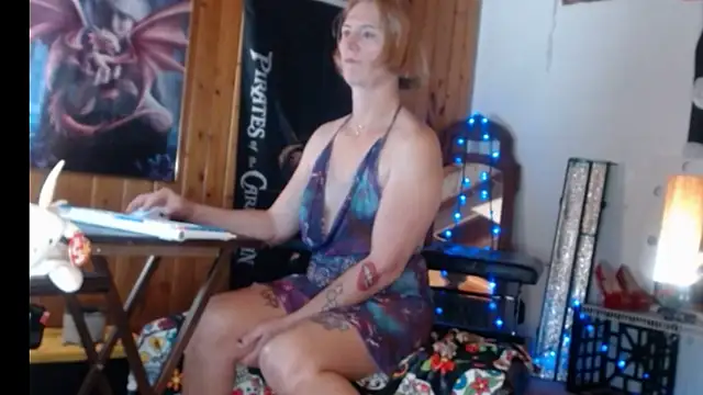 JamieBottoms online show from March 11, 11:59 am