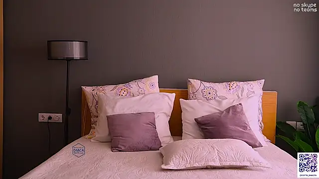 PannaDakota online show from October 12, 7:21 am