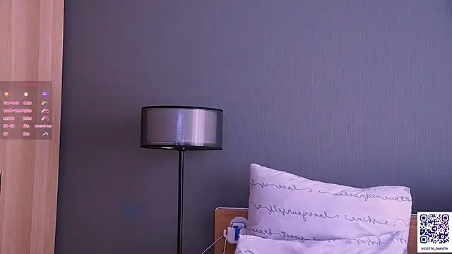 Snapshot of PannaDakota chatting on February 19, 7:38 am PannaDakota online show from February 19, 7:38 am