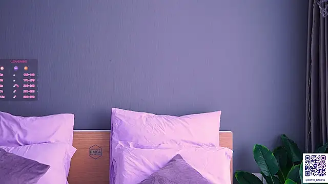 Snapshot of PannaDakota chatting on February 12, 9:09 am PannaDakota online show from February 12, 9:09 am