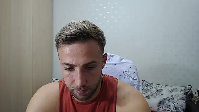 PrinceEagle online show from October 29, 9:58 pm