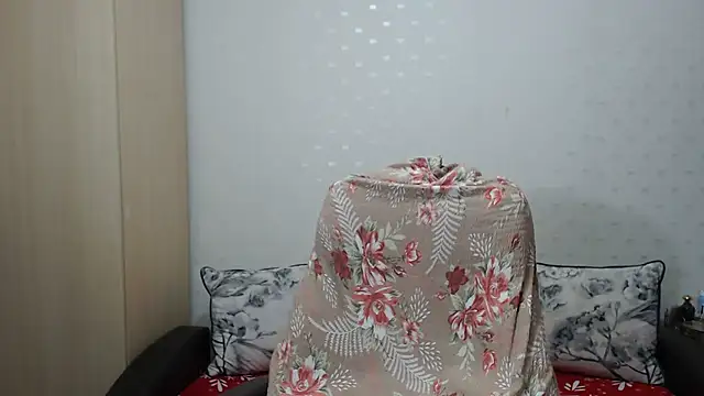 PrinceEagle online show from October 19, 7:38 pm