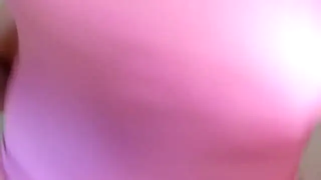 julianamorant online show from December 19, 11:18 pm