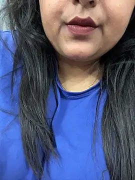 smile pretty online show from February 22, 10:11 pm