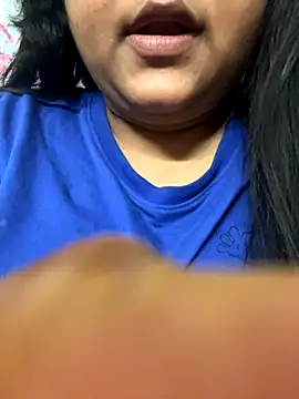 smile pretty online show from November 14, 7:39 pm