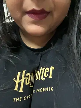 smile pretty online show from October 7, 7:48 pm