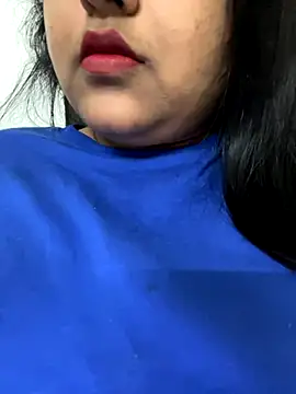 smile pretty online show from September 28, 6:37 pm