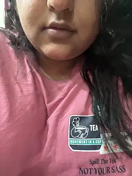 Snapshot of smile_pretty chatting on May 18, 7:29 pm smile pretty online show from May 18, 7:29 pm