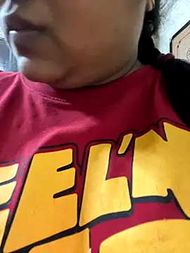 smile pretty online show from October 31, 5:31 pm