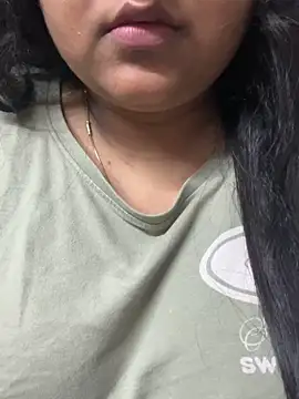 smile pretty online show from April 7, 5:26 pm