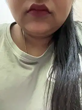 smile pretty online show from November 24, 5:24 pm