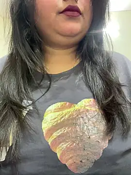 smile pretty online show from January 16, 5:06 pm