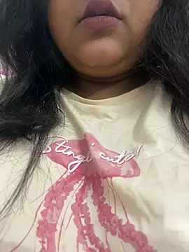 smile pretty online show from February 26, 5:35 pm