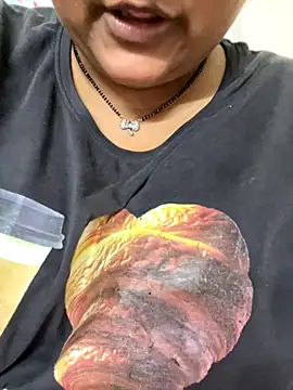 smile pretty online show from October 29, 6:07 pm