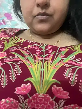 smile pretty online show from April 2, 4:02 pm