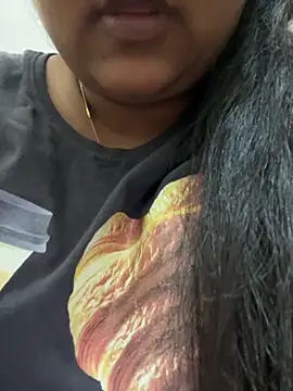 smile pretty online show from December 2, 6:31 pm