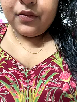 smile pretty online show from November 5, 6:33 pm