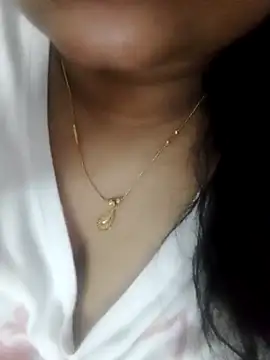 smile pretty online show from January 16, 6:16 pm