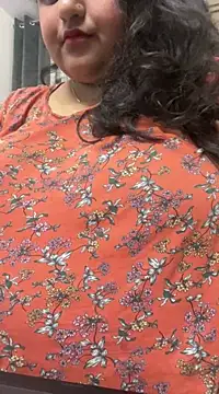 smile pretty online show from February 17, 8:49 pm