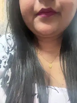 smile pretty online show from February 28, 4:54 am