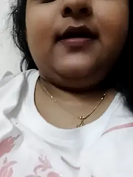 smile pretty online show from January 18, 9:34 pm