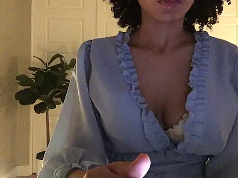 Snapshot of loveofbea chatting on January 29, 4:58 am loveofbea online show from January 29, 4:58 am