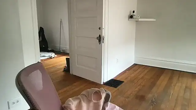 loveofbea online show from March 3, 7:21 pm