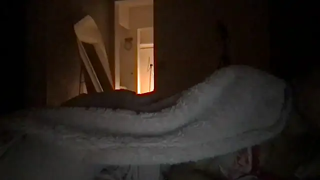 loveofbea online show from April 11, 3:03 am