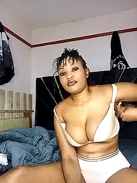 Snapshot of cutenipples chatting on February 25, 10:04 am cutenipples online show from February 25, 10:04 am